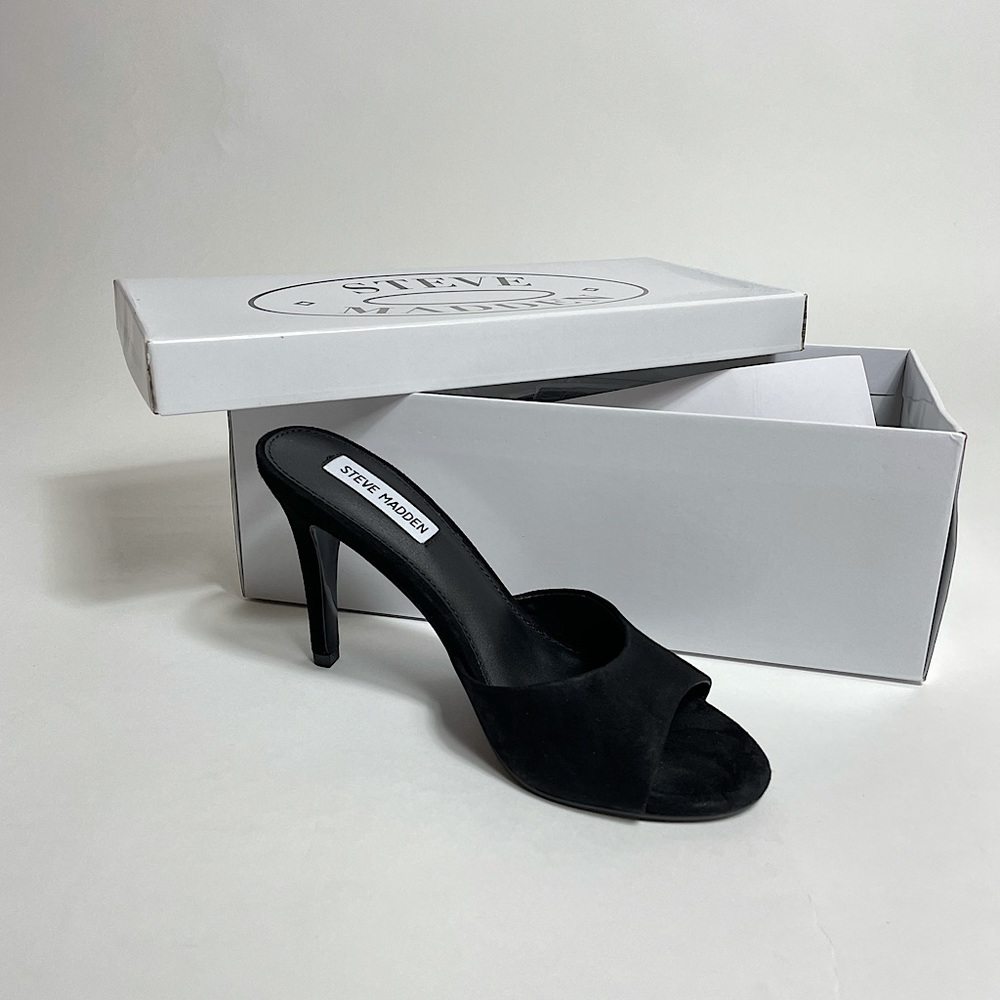 Steve Madden Black Suede mule heels